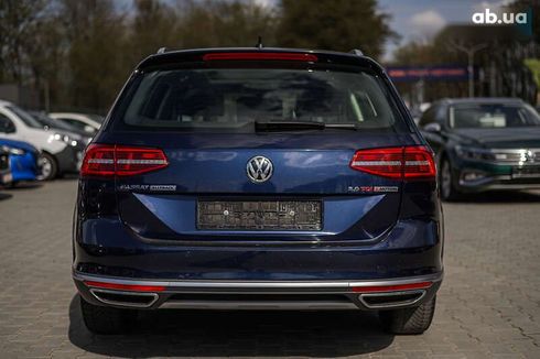Volkswagen passat alltrack 2017 - фото 25