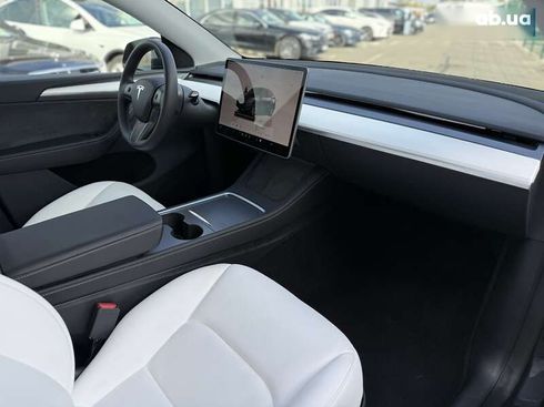Tesla Model Y 2024 - фото 14