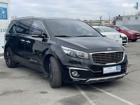 Kia Carnival 2017 - фото 4