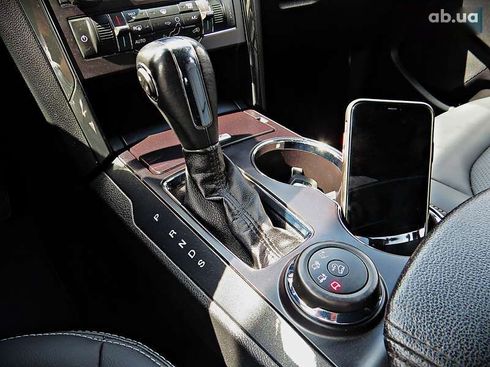 Ford Explorer 2019 - фото 16