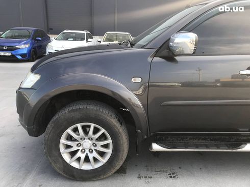 Mitsubishi Pajero Sport 2011 черный - фото 21