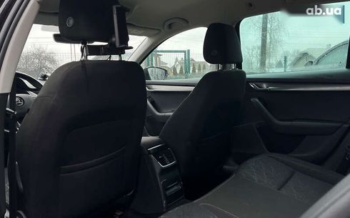 Skoda Octavia 2018 - фото 20