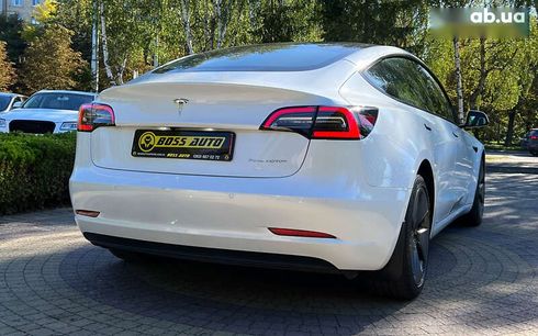 Tesla Model 3 2022 - фото 7