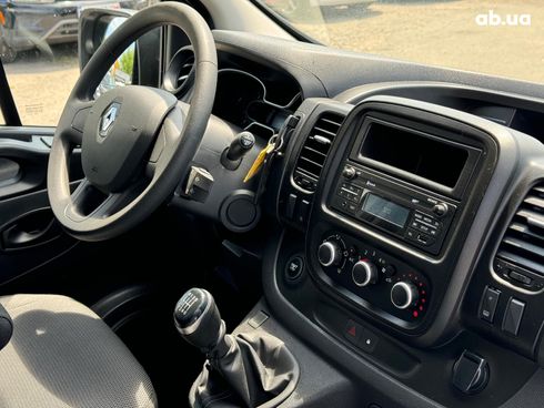Renault Trafic 2020 белый - фото 25