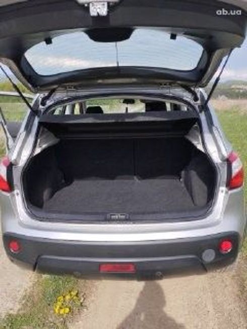 Nissan Qashqai 2011 серебристый - фото 5