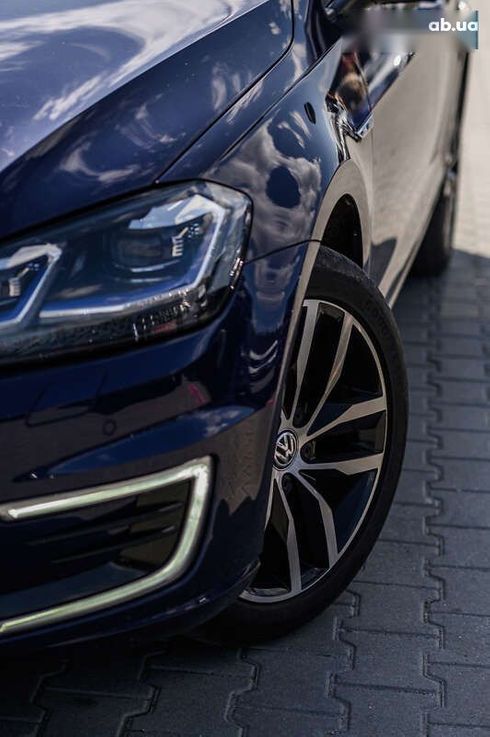 Volkswagen e-Golf 2019 - фото 16
