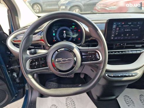 Fiat 500E 2022 - фото 25
