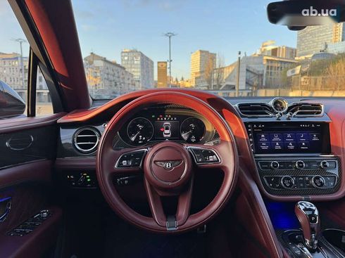 Bentley Bentayga 2021 - фото 29