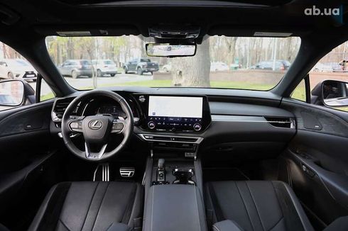 Lexus RX 2023 - фото 17