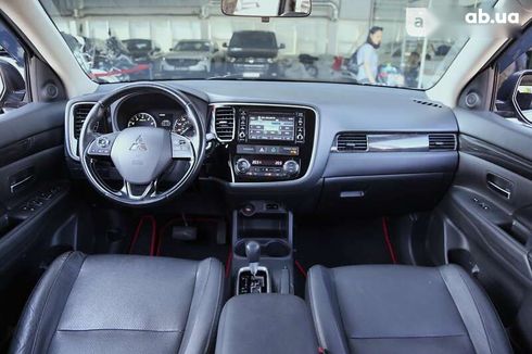 Mitsubishi Outlander 2016 - фото 14