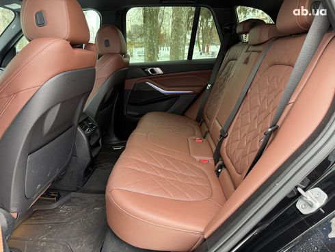 BMW X5 2023 черный - фото 34
