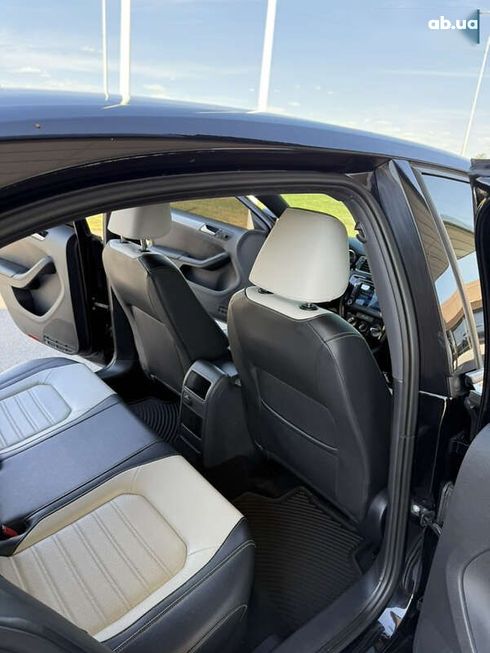 Volkswagen Jetta 2016 - фото 20