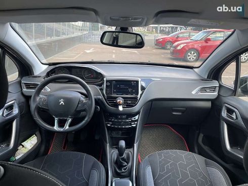 Peugeot 2008 2019 - фото 18