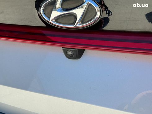 Hyundai i20 2020 серый - фото 14