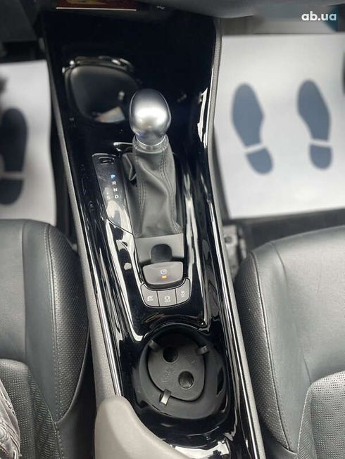 Toyota C-HR 2019 - фото 12