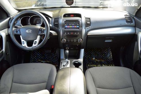 Kia Sorento 2012 - фото 24