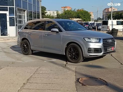 Audi Q7 2019 серый - фото 10