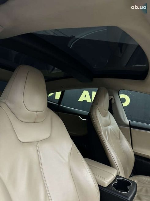 Tesla Model S 2013 - фото 15