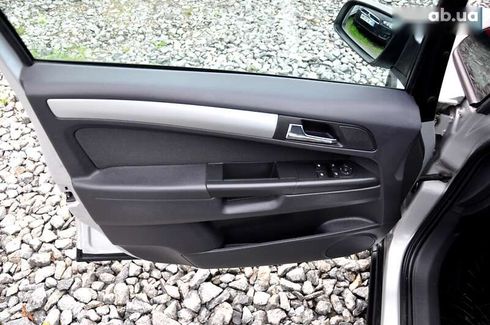 Opel Zafira 2009 - фото 26