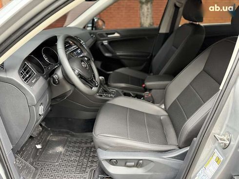 Volkswagen Tiguan 2021 - фото 17