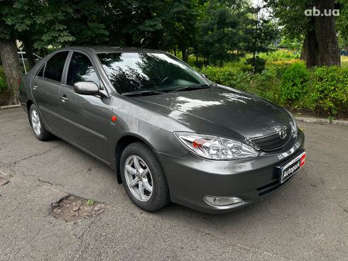 Toyota Camry 2003 серый - фото 3