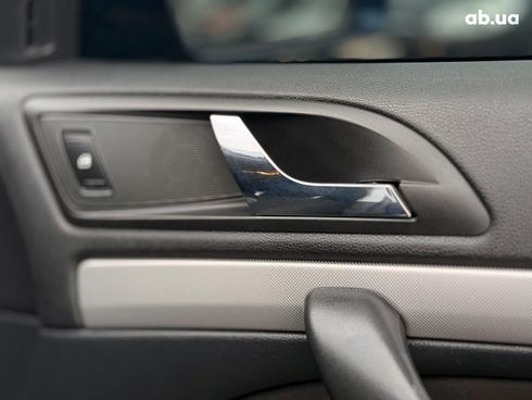 Skoda Octavia 2011 синий - фото 14