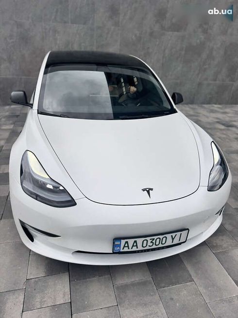 Tesla Model 3 2022 - фото 10