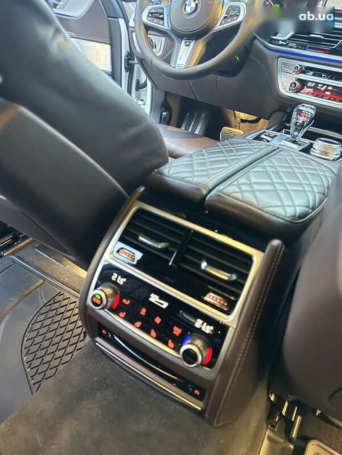 BMW 7 серия 2020 - фото 21