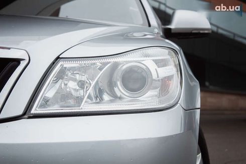 Skoda Octavia 2011 - фото 25