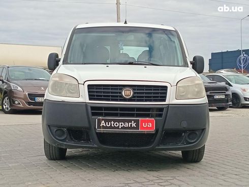 Fiat Doblo 2008 белый - фото 9