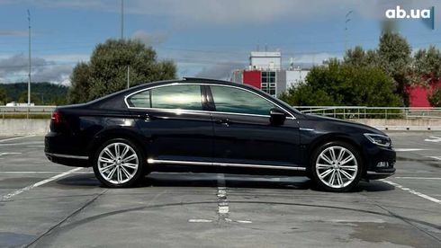 Volkswagen Passat 2018 - фото 16
