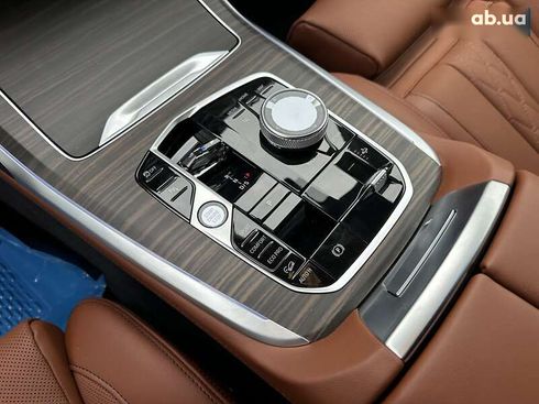 BMW X7 2024 - фото 17