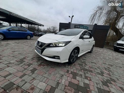 Nissan Leaf 2019 - фото 30