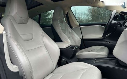 Tesla Model S 2016 - фото 17