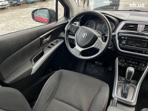 Suzuki SX4 2018 красный - фото 22