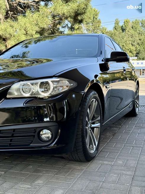 BMW 5 серия 2015 - фото 6