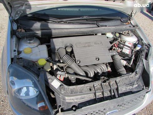 Ford Fiesta 2008 - фото 25