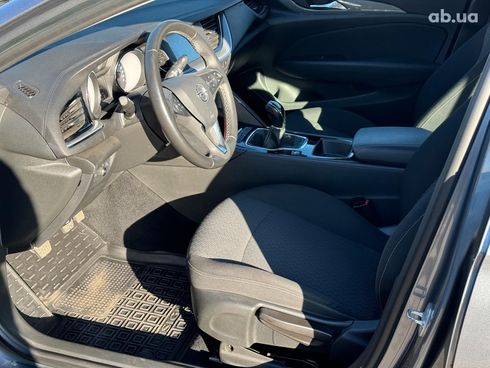 Opel Insignia 2019 серый - фото 13