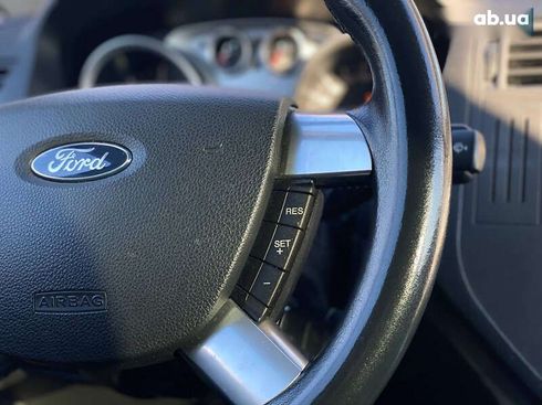 Ford C-Max 2010 - фото 17