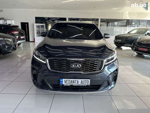 Kia Sorento 2019 - фото 2