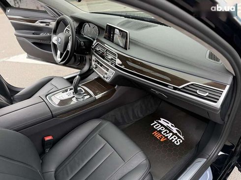 BMW 7 серия 2018 - фото 29