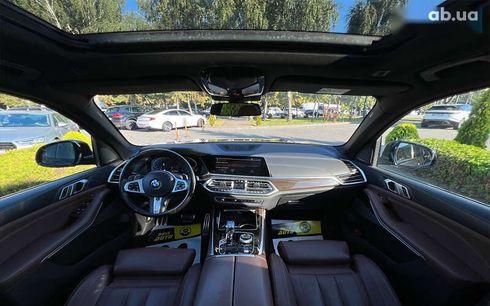 BMW X5 2018 - фото 24