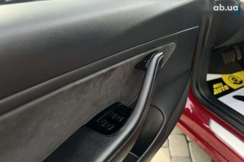 Tesla Model 3 2019 - фото 18