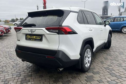 Toyota RAV4 2019 - фото 7