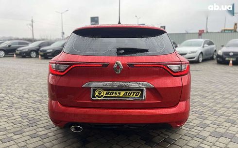 Renault Megane 2018 - фото 6