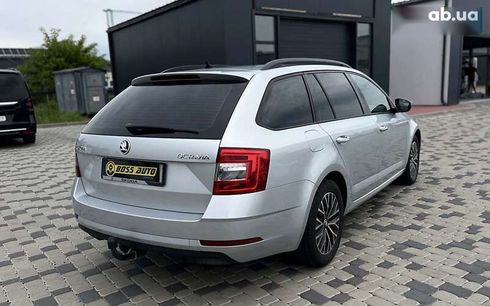 Skoda Octavia 2017 - фото 7