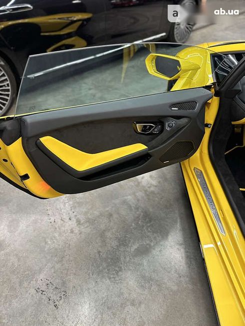 Lamborghini Huracan 2023 - фото 18