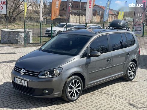 Volkswagen Touran 2012 - фото 2