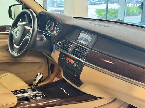 BMW X5 2010 - фото 24