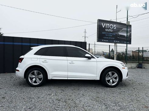 Audi Q5 2017 - фото 4